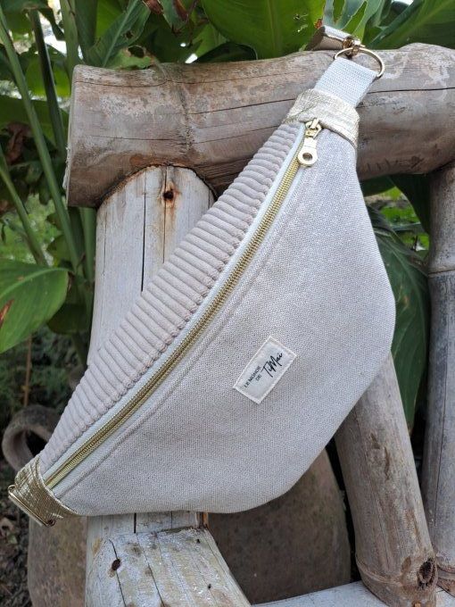 sac banane chic beige et doré
